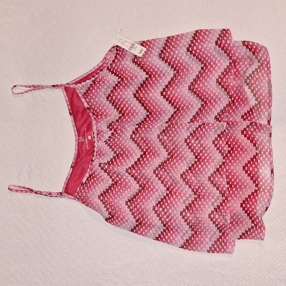 💕 Spaghetti strap tiered pink tank by New York & Company. XL